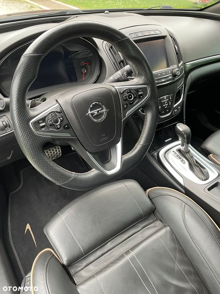 Opel Insignia - 11
