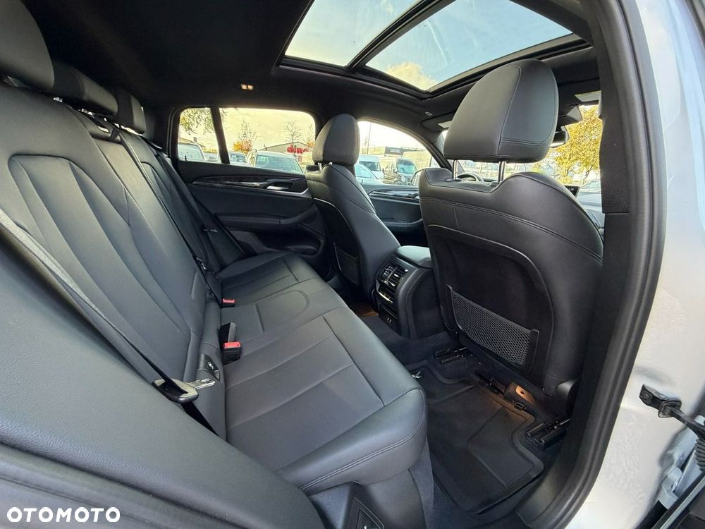 BMW X4 - 18