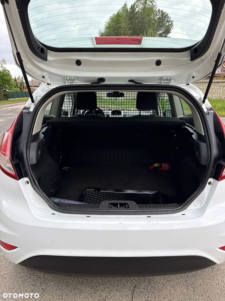 Ford Fiesta - 15