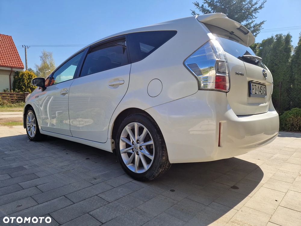Toyota Prius+ (Hybrid) Executive - 4