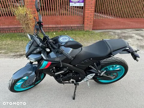 Yamaha MT - 2