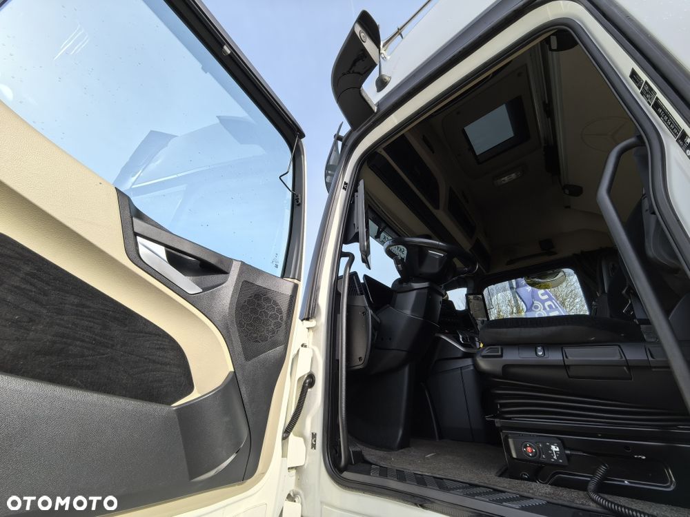 Mercedes-Benz Actros L 1848 LSnRL // Regulowane Siodło // NOWE OPONY // GigaSpace // 2 zbiorniki // Bi-Xenon // - 20