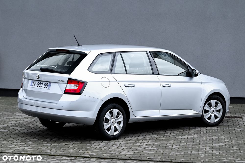 Skoda Fabia - 11