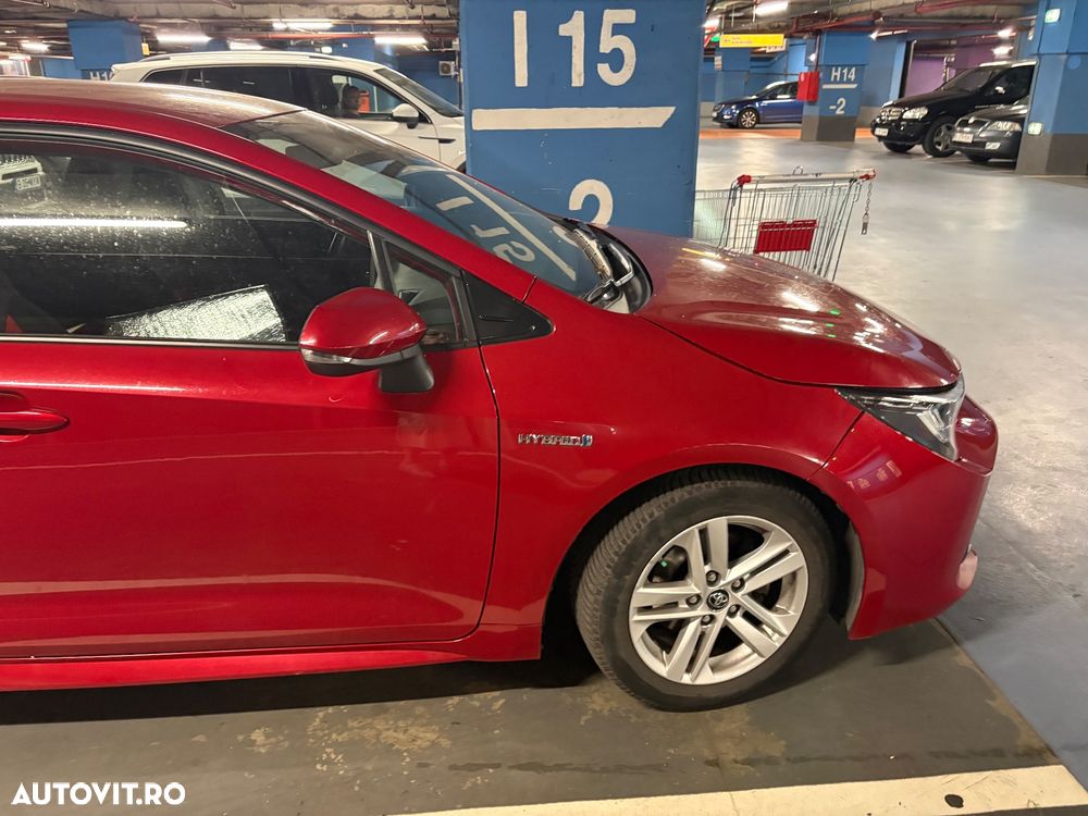 Toyota Corolla 1.8 HSD Dynamic - 3
