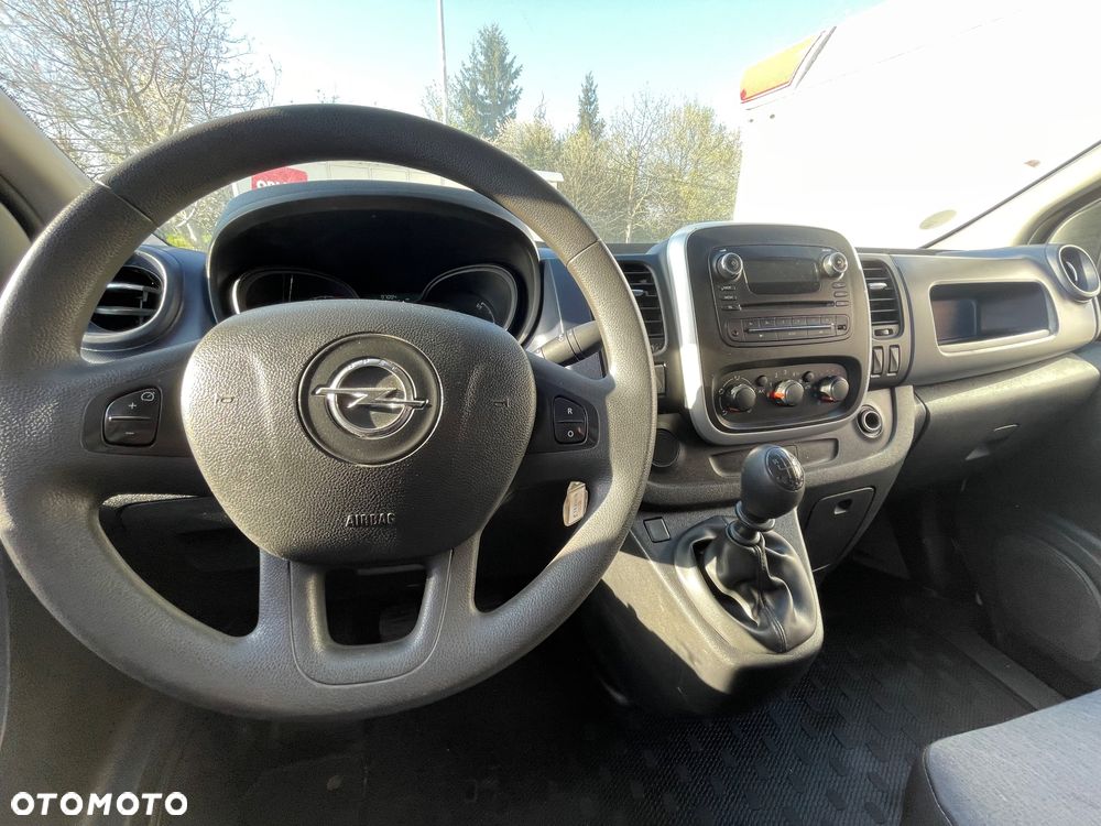 Opel VIVARO - 8