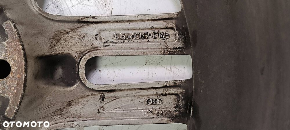 FELGA ALUMINIOWA 19 AUDI A8 D3 - 5