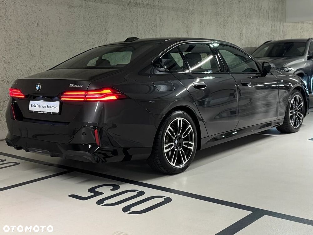 BMW Seria 5 520d xDrive mHEV M Sport - 26