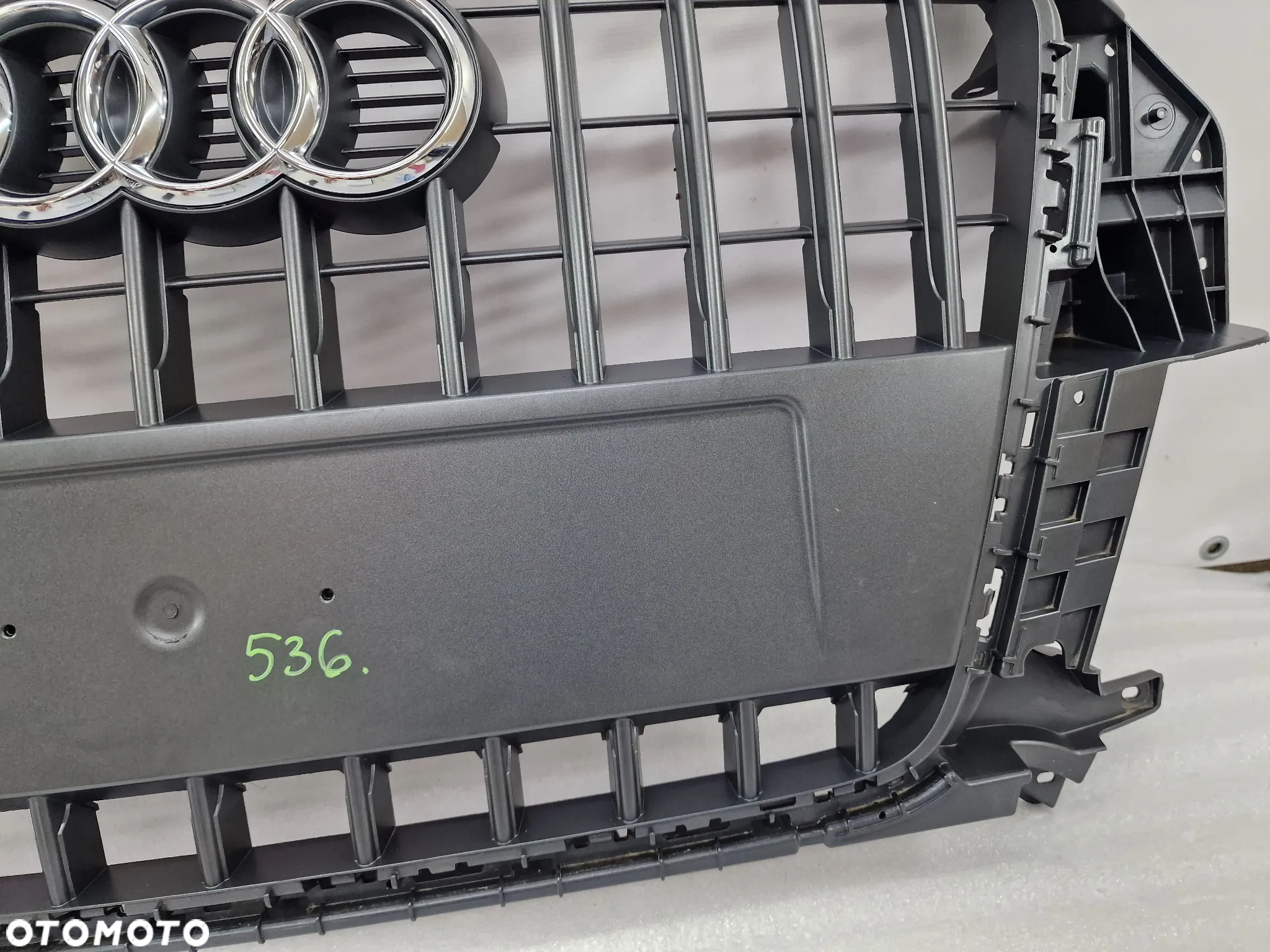 AUDI Q3 8U0 11- ATRAPA / GRILL PRZEDNI PRZÓD , NR 8U0853653H , NR AUKCJI GL536 - 5