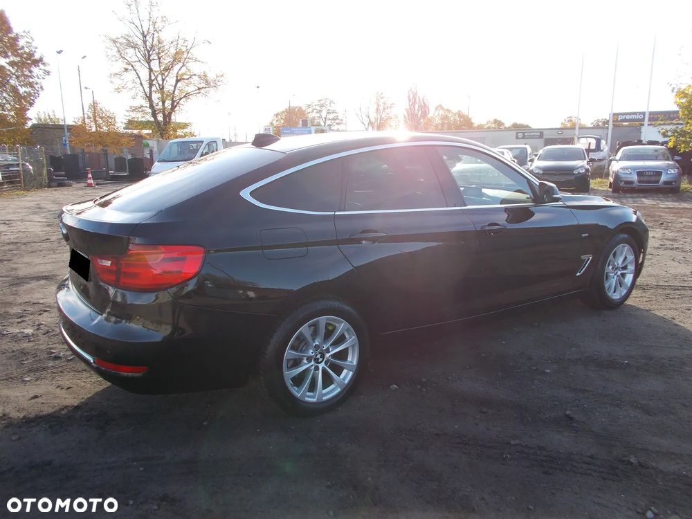 BMW 3 Series 2015 photo 3