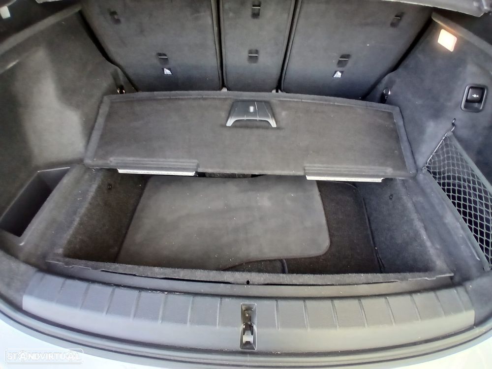 BMW X1 16 d sDrive Auto Advantage - 25