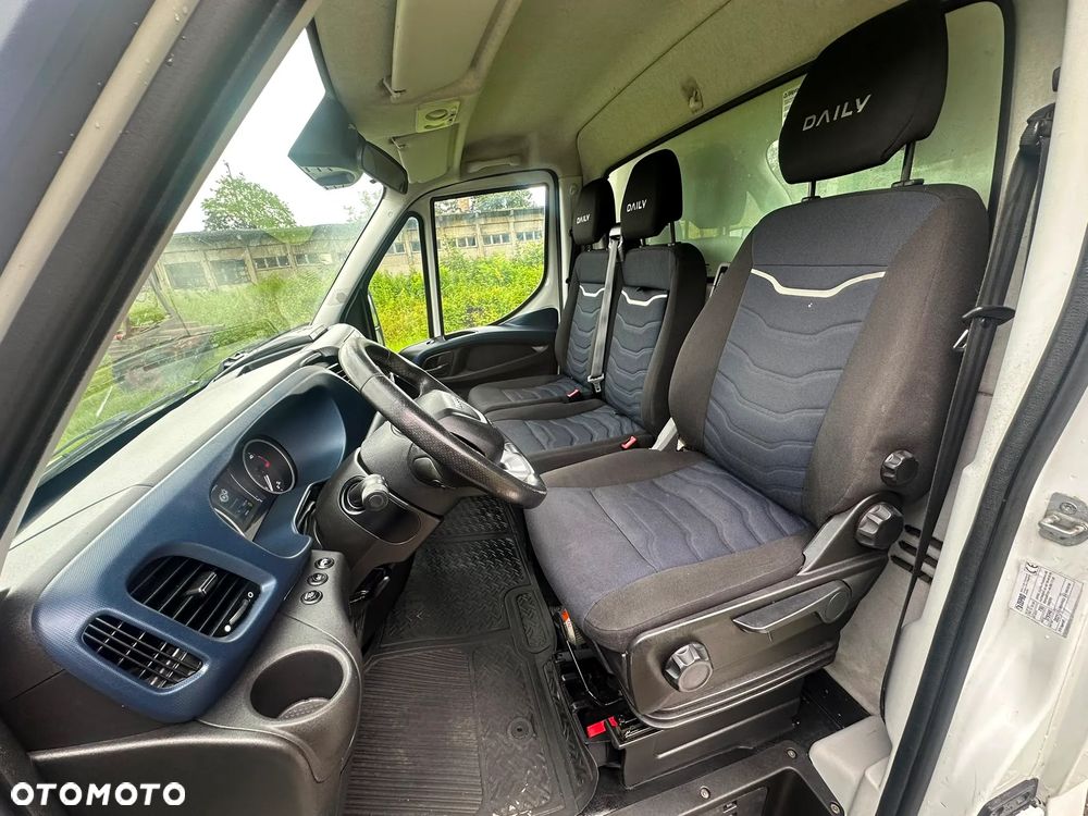 Iveco Daily KONTENER+WINDA (udźwig 750kg) 2.3 diesel 156 kM automat 2021 WEBASTO, KAMERA COFANIA, GWARANTOWANY NIEWIELKI PRZEBIEG 160tyś. - 6