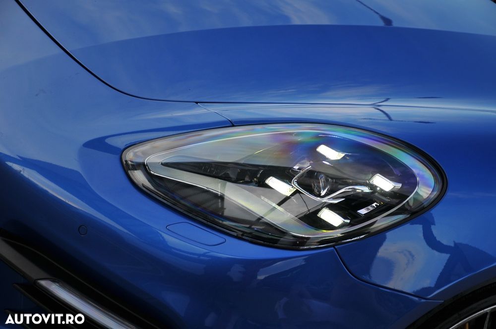 Porsche Panamera 4S Executive - 33