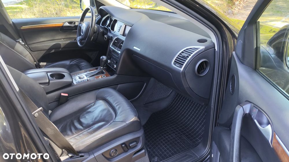 Audi Q7 - 15