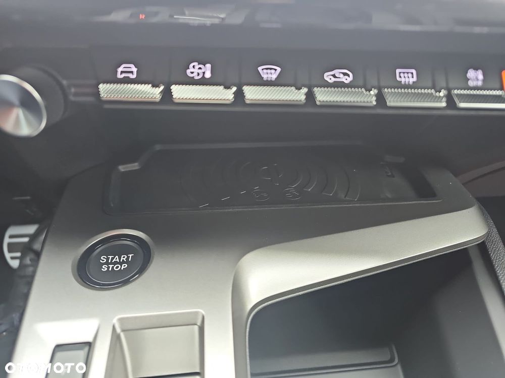 Peugeot 308 - 14