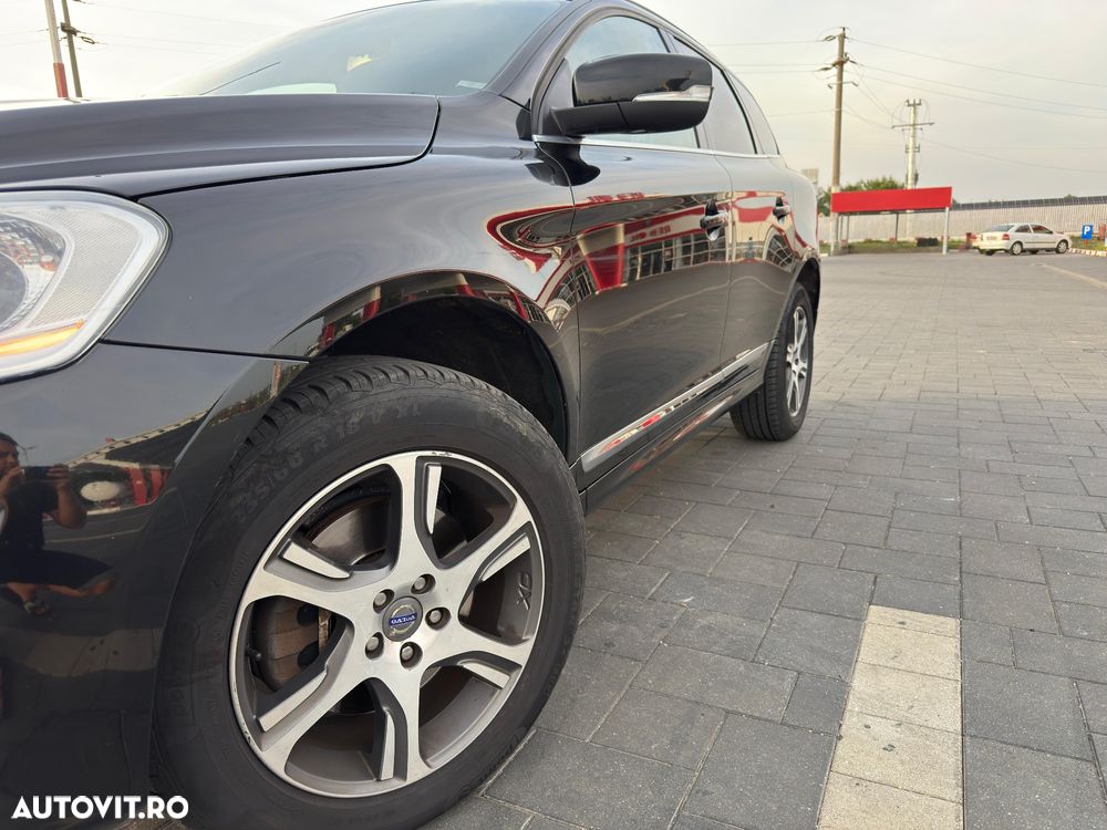 Volvo XC 60 D5 AWD Aut. Summum - 3