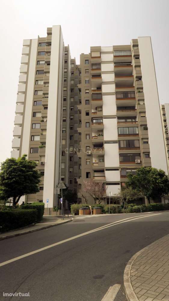 Apartamento T5 em  Alfragide - Grande imagem: 2/28