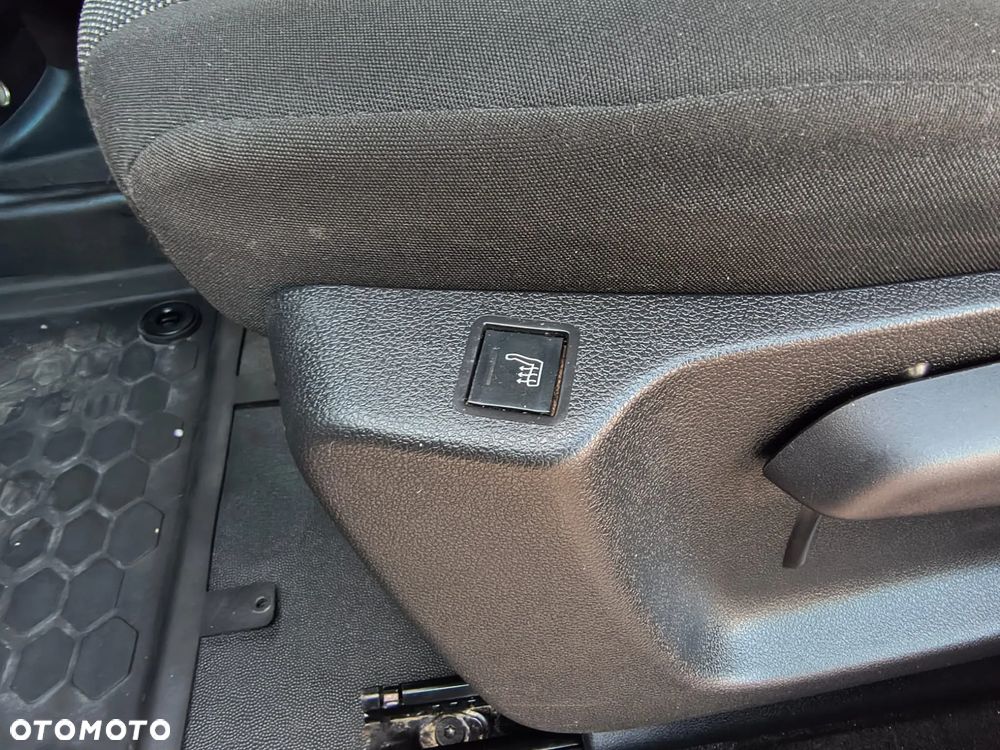 Opel Combo 1,5D 131KM - 15
