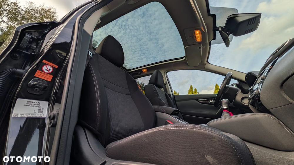 Nissan Qashqai 1.2 DIG-T N-Connecta EU6 - 14