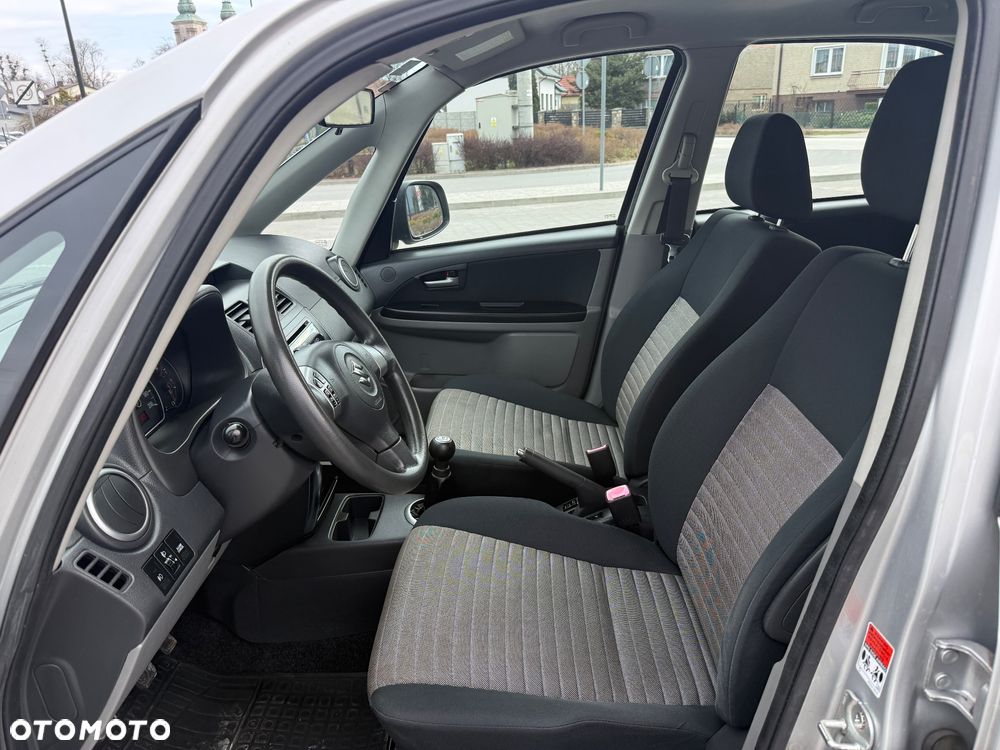 Suzuki SX4 1.6 VVT 4x4 Club - 7