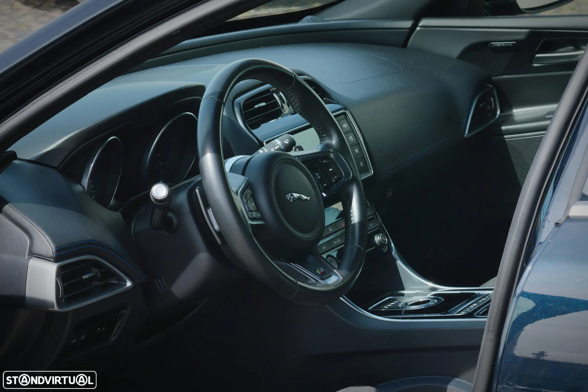 Jaguar XE 3.0 V6 S/C S - 8