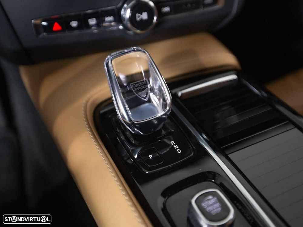 Volvo V90 2.0 T8 PHEV Inscription Expression AWD - 16