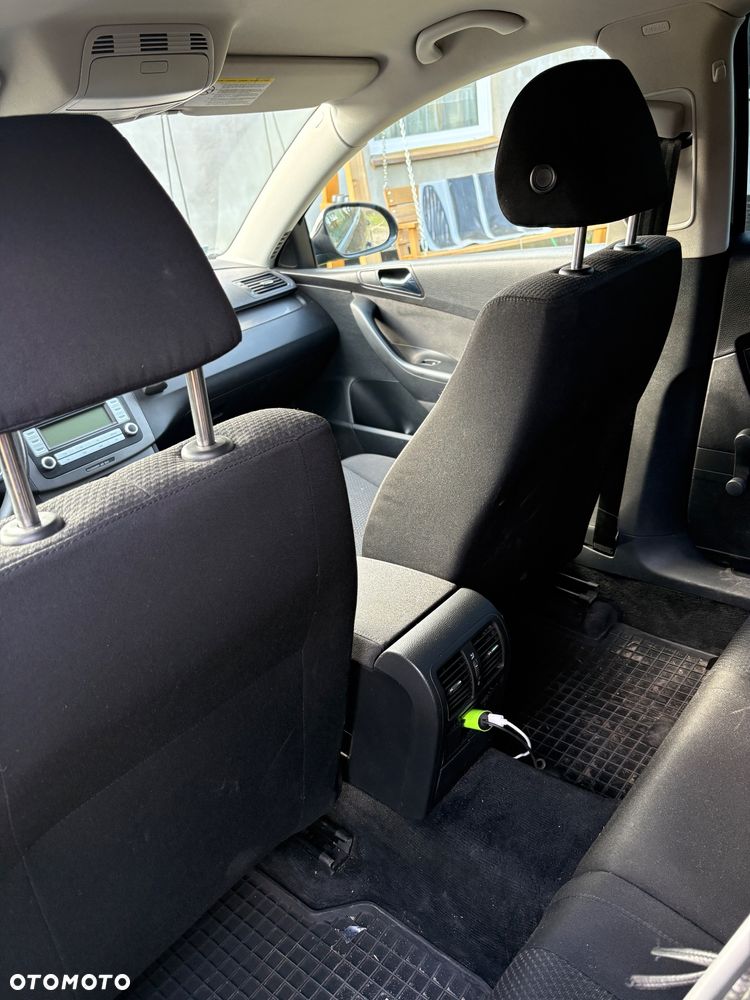 Volkswagen Passat 2.0 TDI Sportline DSG - 5