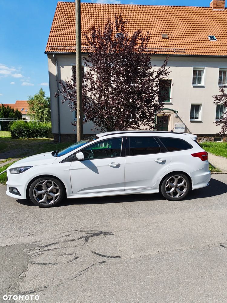 Ford Focus 2.0 TDCi ST - 7