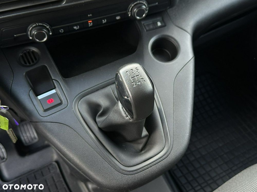Peugeot Partner - 23