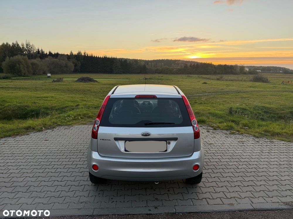 Ford Fiesta 1.4 Ambiente - 5