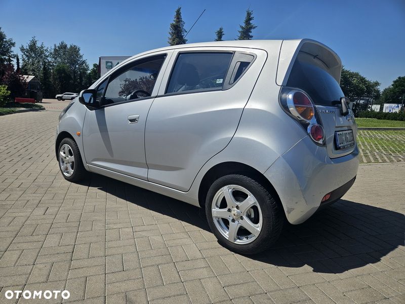 Chevrolet Spark 1.0 Base+ - 12