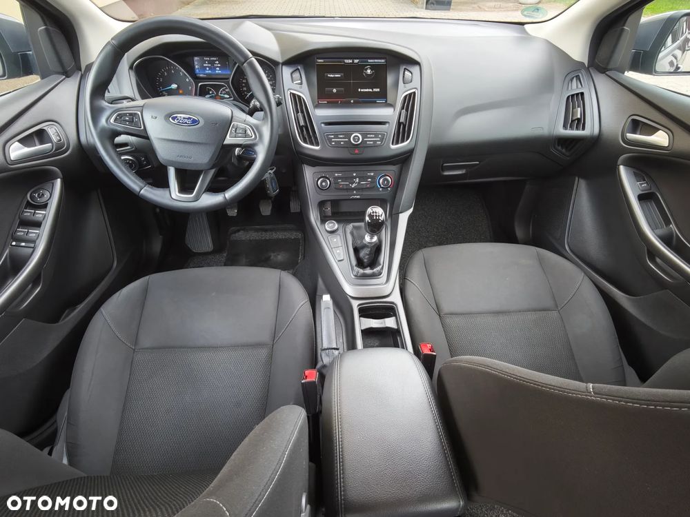 Ford Focus 1.0 EcoBoost Start-Stopp-System Business Edition - 25