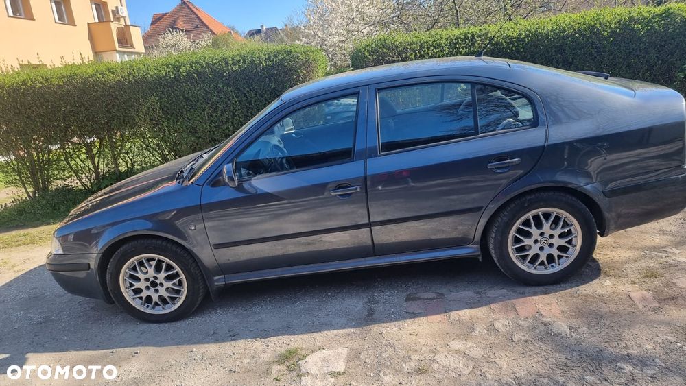 Skoda Octavia - 3