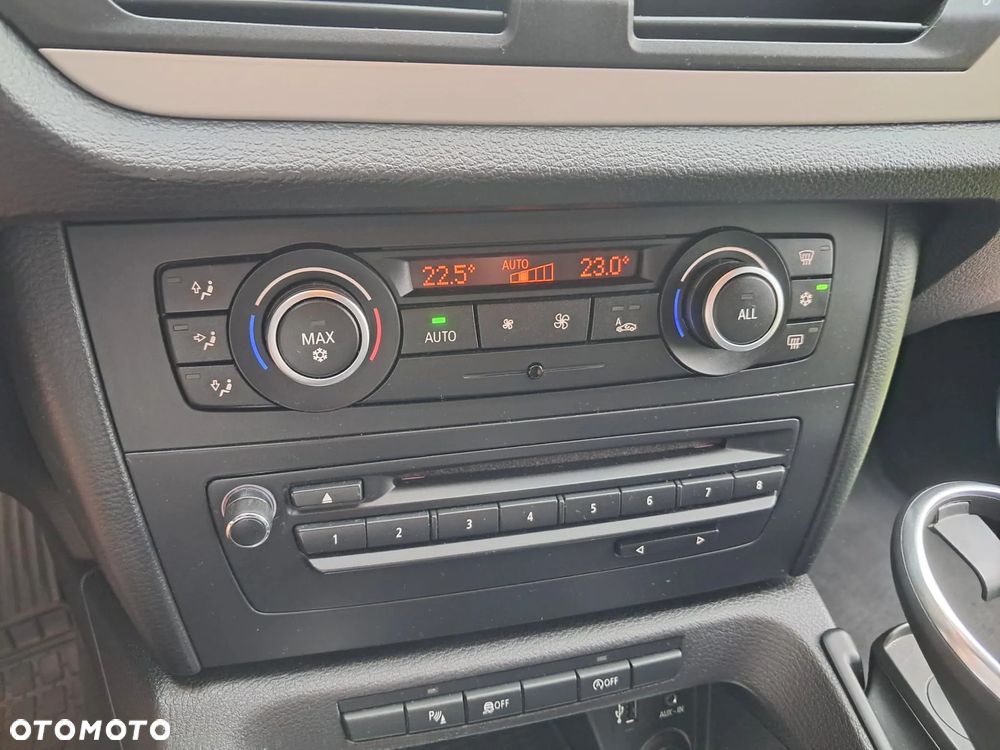 BMW X1 sDrive20d EfficientDynamics Edition - 11