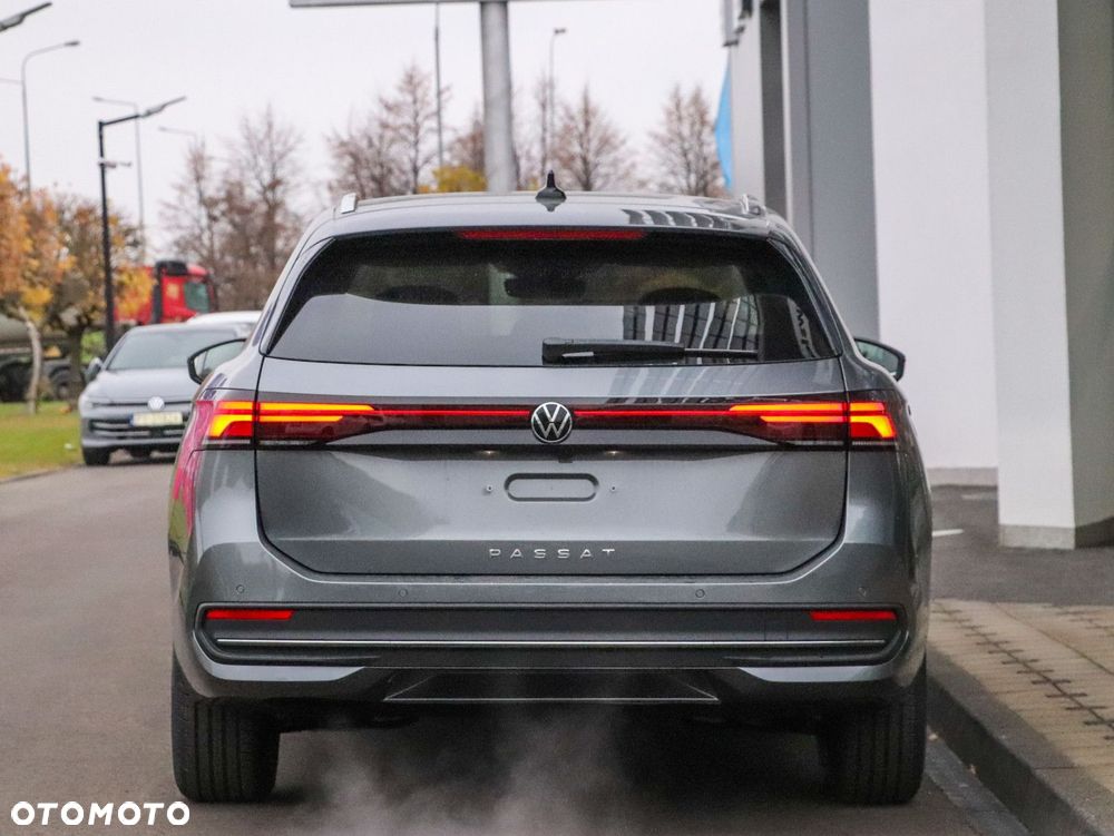 Volkswagen Passat - 5