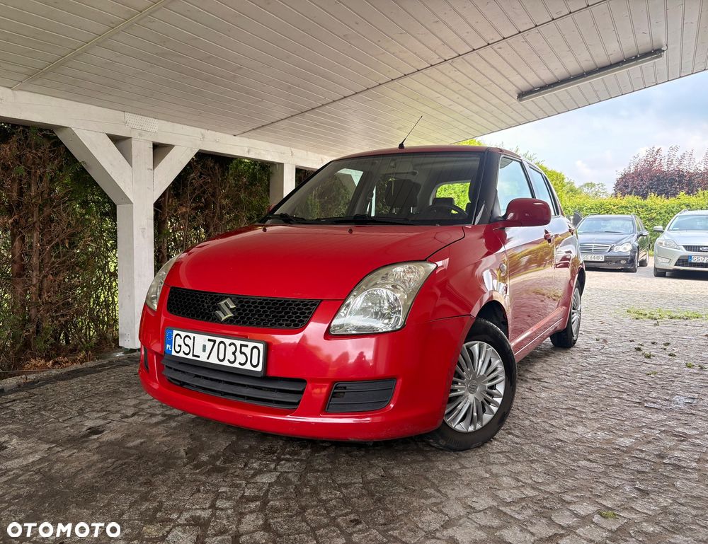 Suzuki Swift - 1