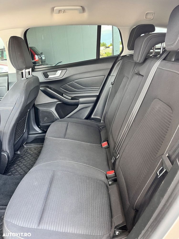 Ford Focus 1.5 EcoBlue Titanium Business - 13
