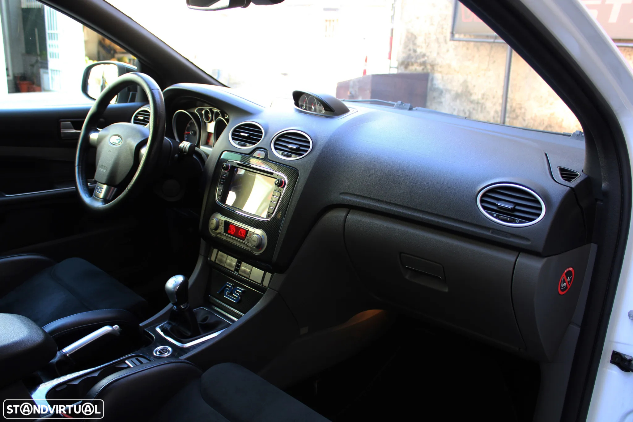Ford Focus 2.5 T RS - 28