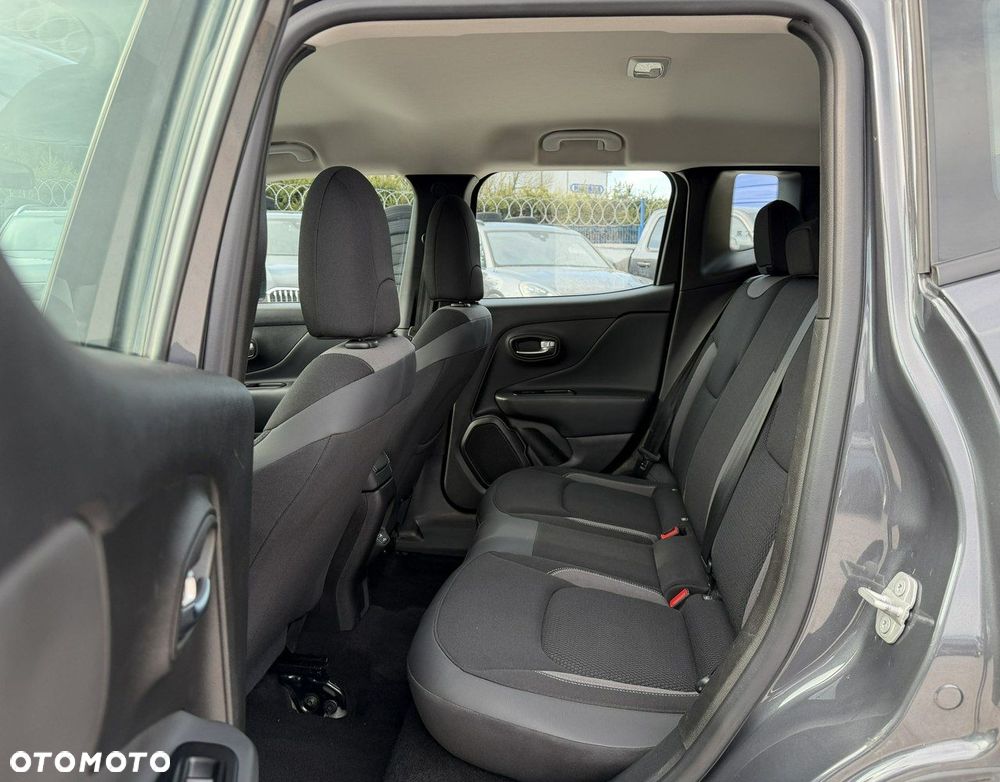 Jeep Renegade 1.3 T-GDI 4xe Automatik Limited - 10