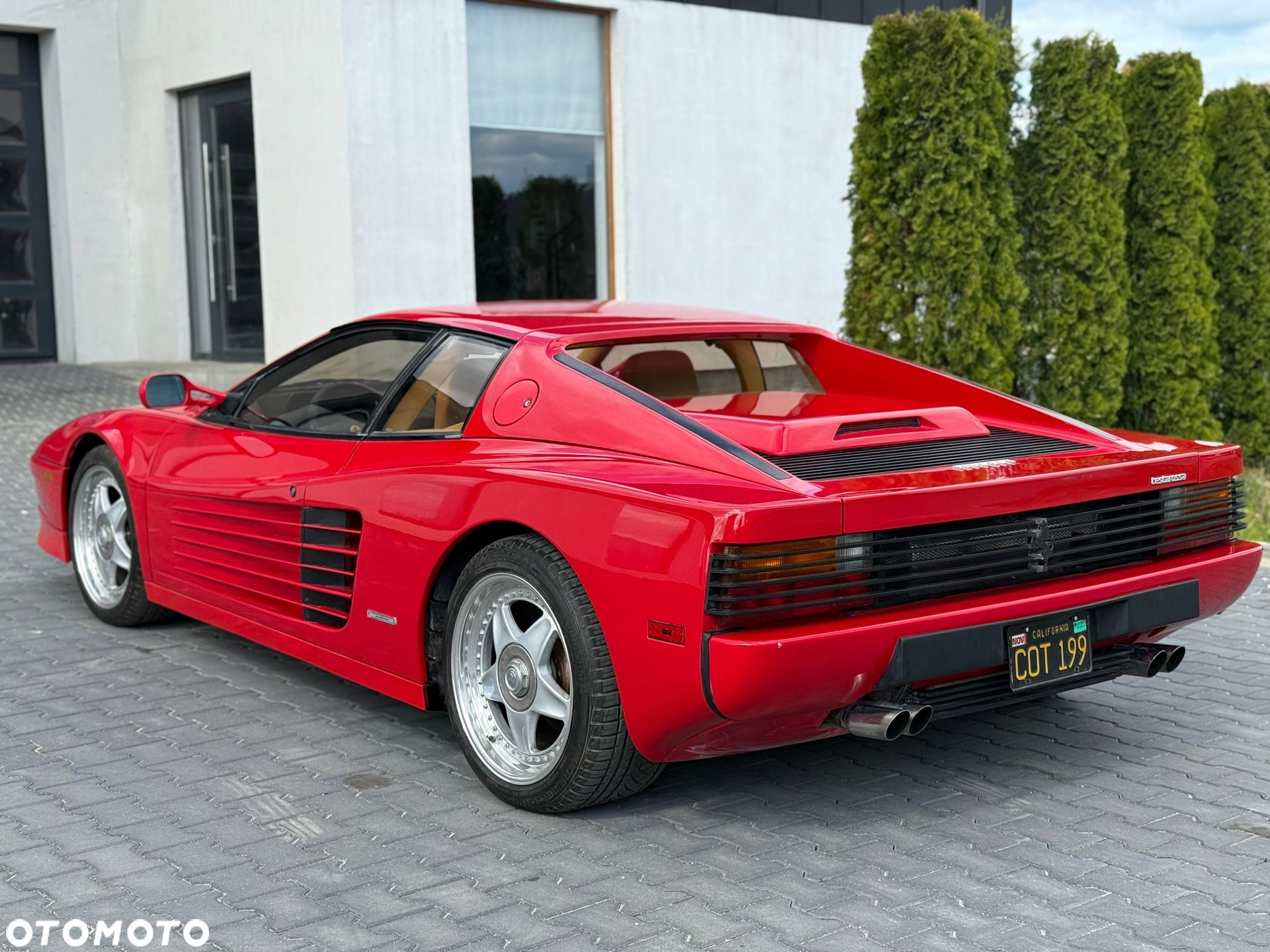 Ferrari Testarossa - 10