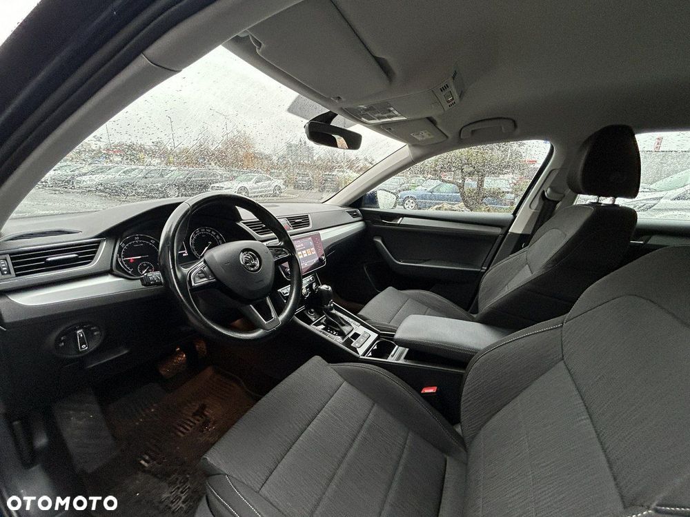 Skoda Superb 2.0 TDI Ambition DSG7 - 12