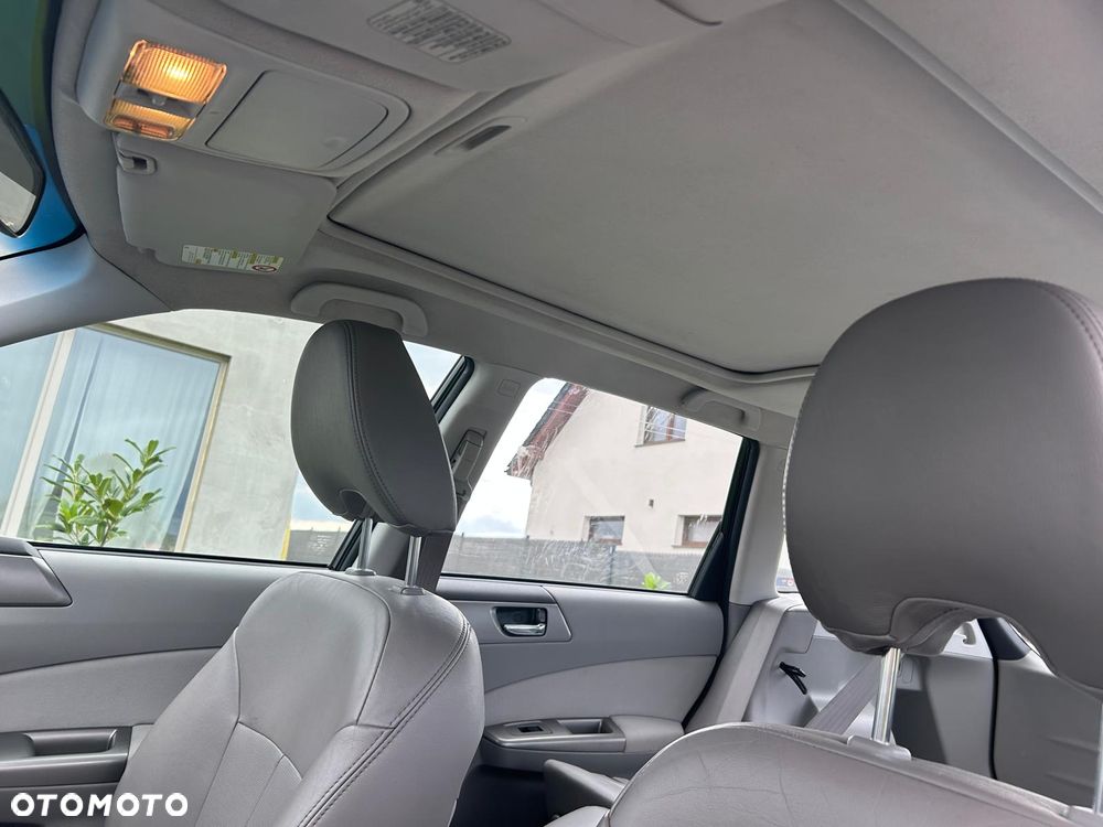 Subaru Forester 2.0D XA 000 - 9