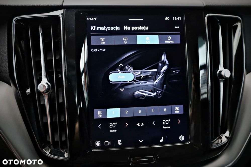 Volvo XC 60 B4 B Core - 33