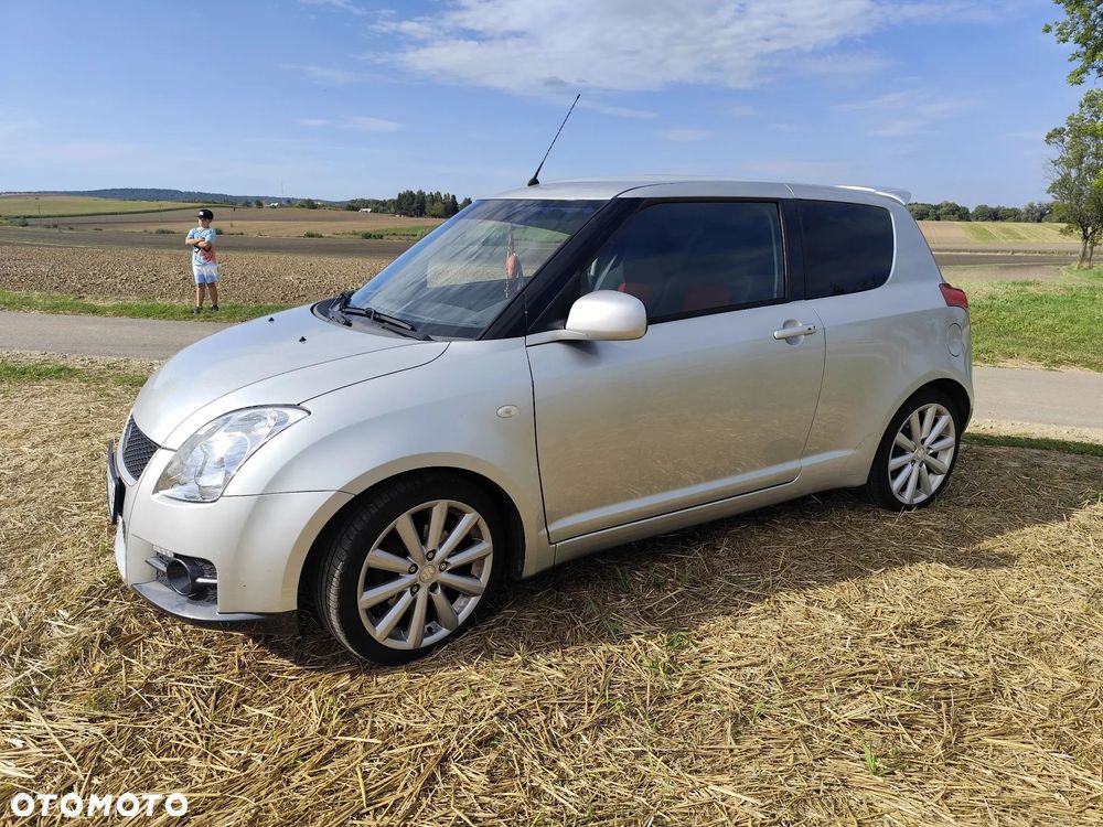 Suzuki Swift 1.6 Sport - 1