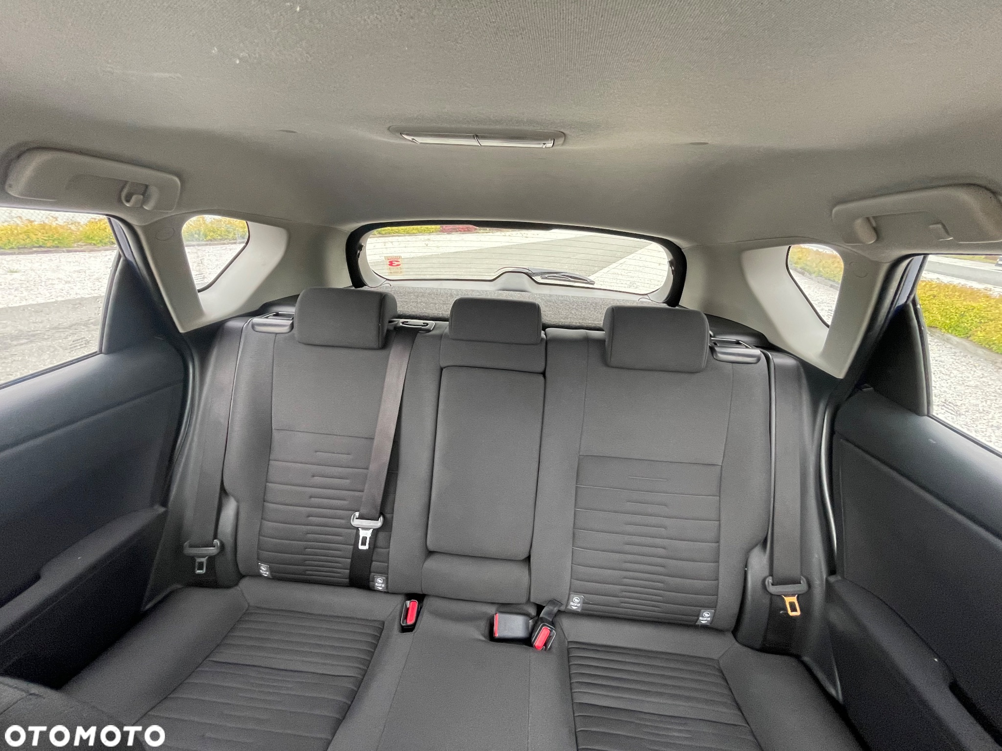 Toyota Auris - 16