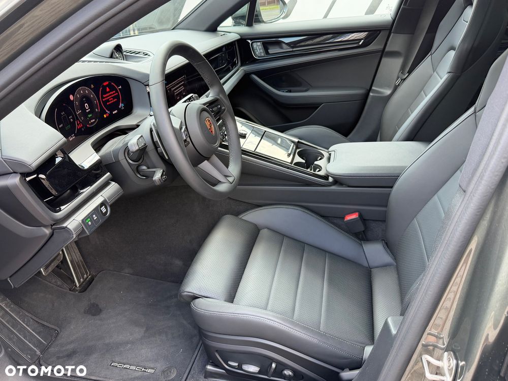Porsche Panamera 4 E-Hybrid Executive - 14