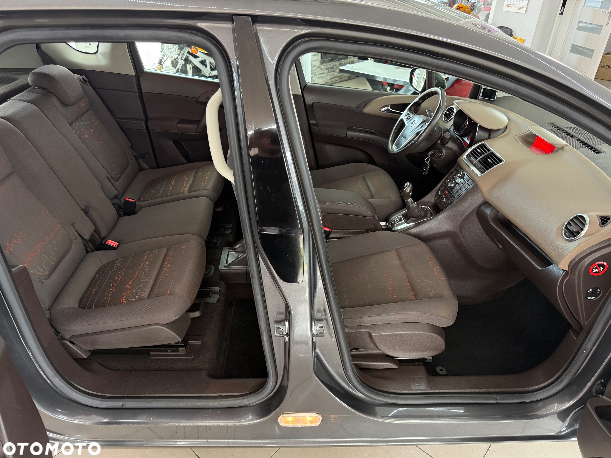 Opel Meriva 1.4 Active - 22