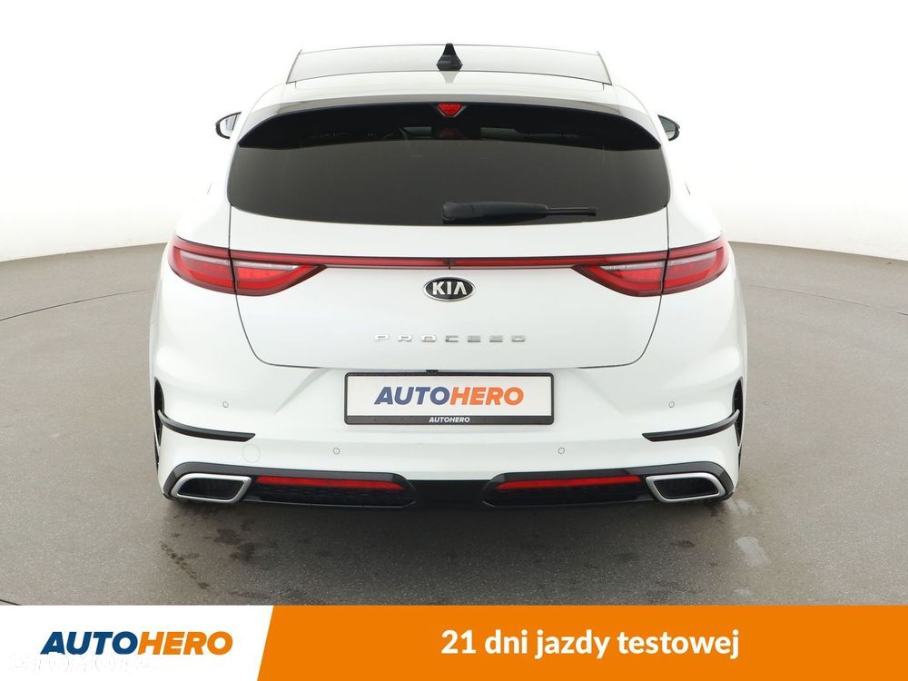 Kia ProCeed - 5