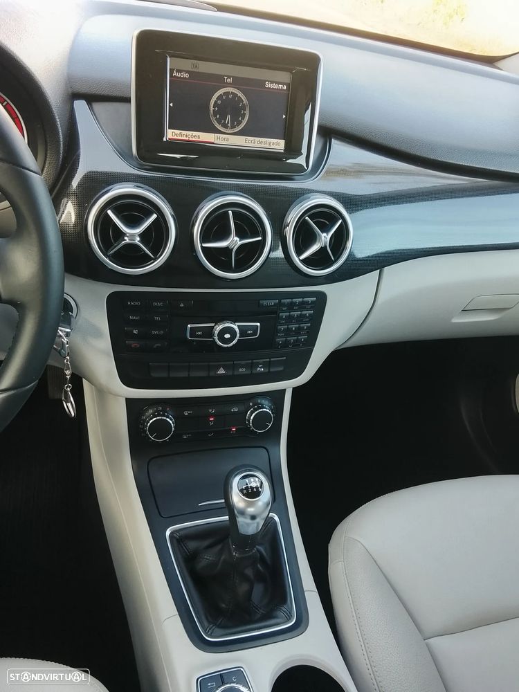 Mercedes-Benz B 180 CDI Urban - 11