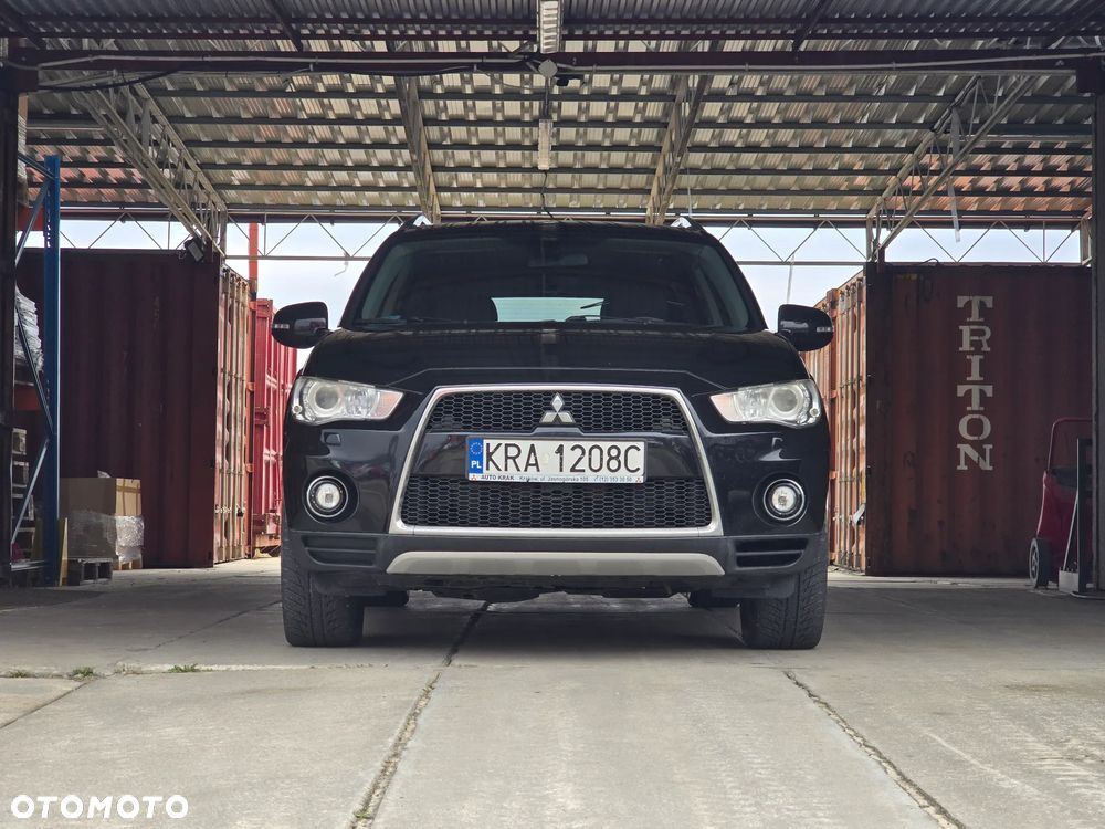 Mitsubishi Outlander 2.0 DID Intense + - 20
