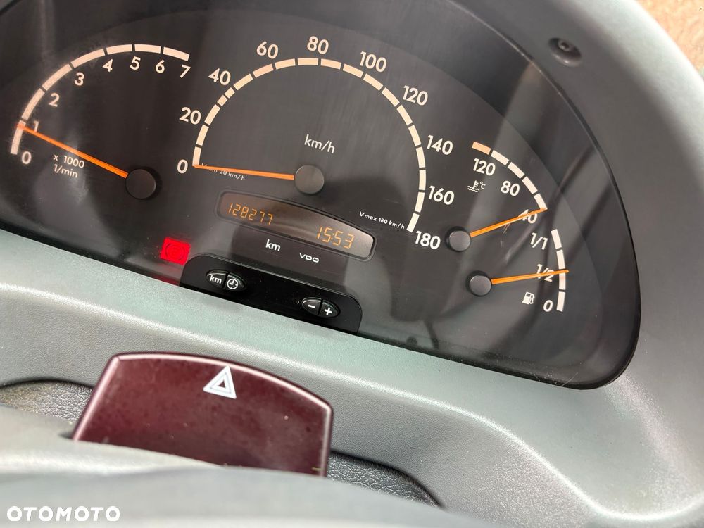 Mercedes-Benz Sprinter - 8